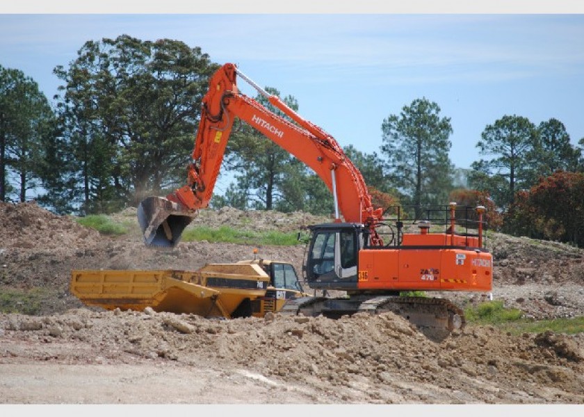 Excavator - Hitachi ZX470-3 1
