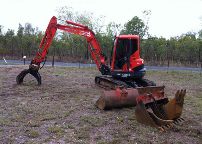 Excavator kubota 5.5t 1