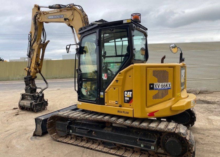 9T CAT 309CR Excavator with CAT Mulcher 1