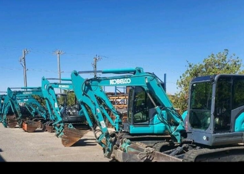EXCAVATOR OPERATOR WET HIRE 7