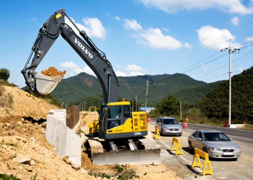 Excavator Volvo Ex305 1