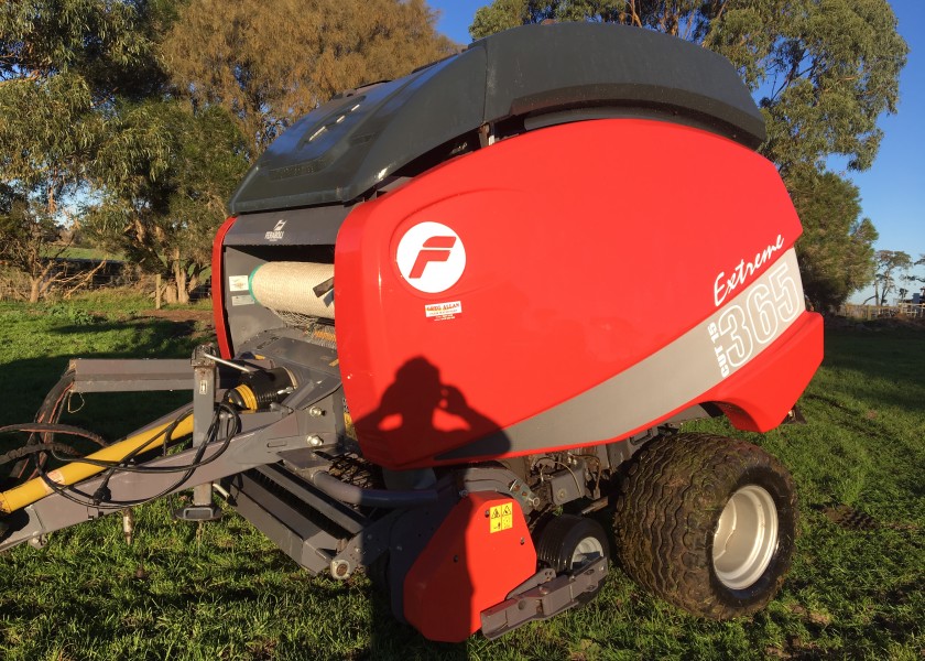 Feraboli 5x4 round baler  1