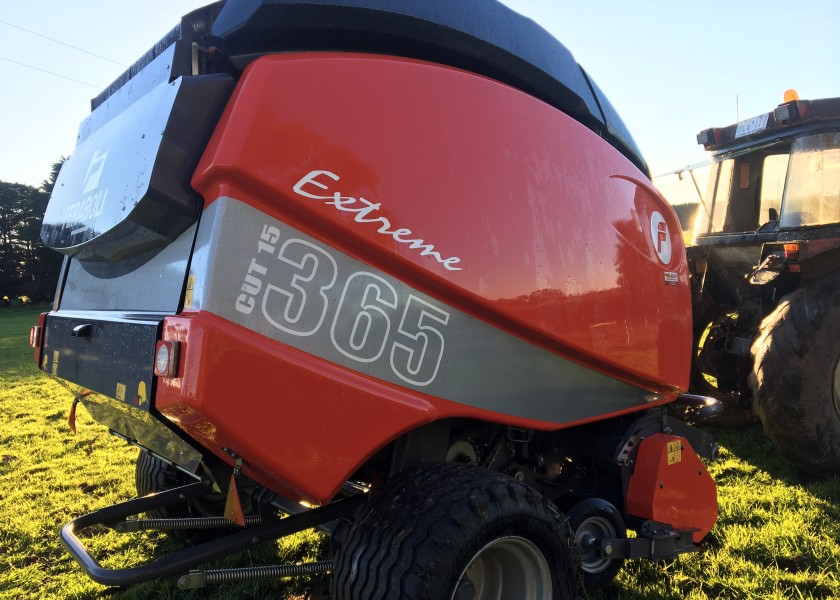 Feraboli 5x4 round baler  2