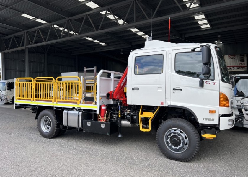 4x4 Single Cab Fitters Truck - Project Spec  6500kg- GVM - Fuso Canter 2