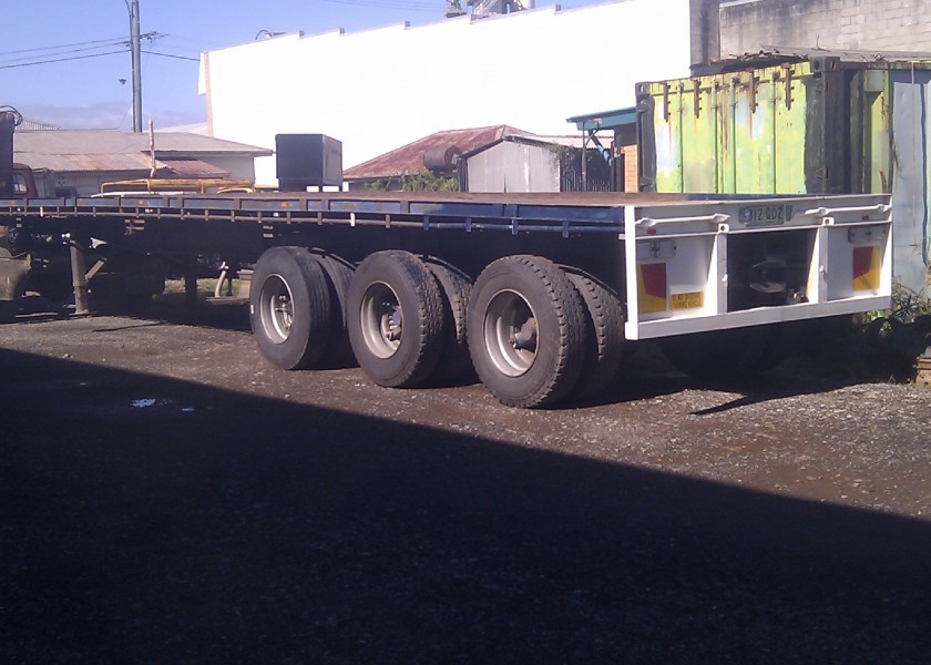 Flat Top Trailers 1