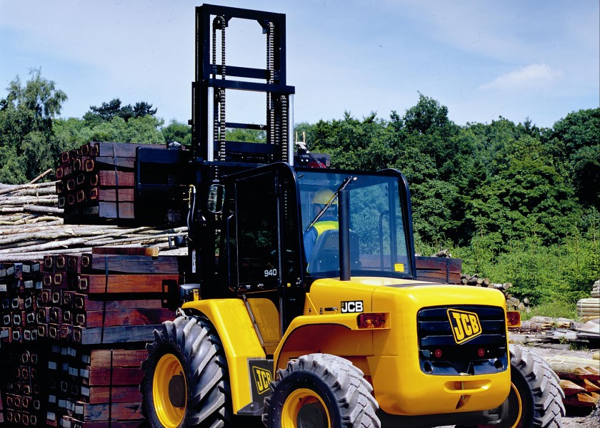 Forklift - Rough Terrain 1