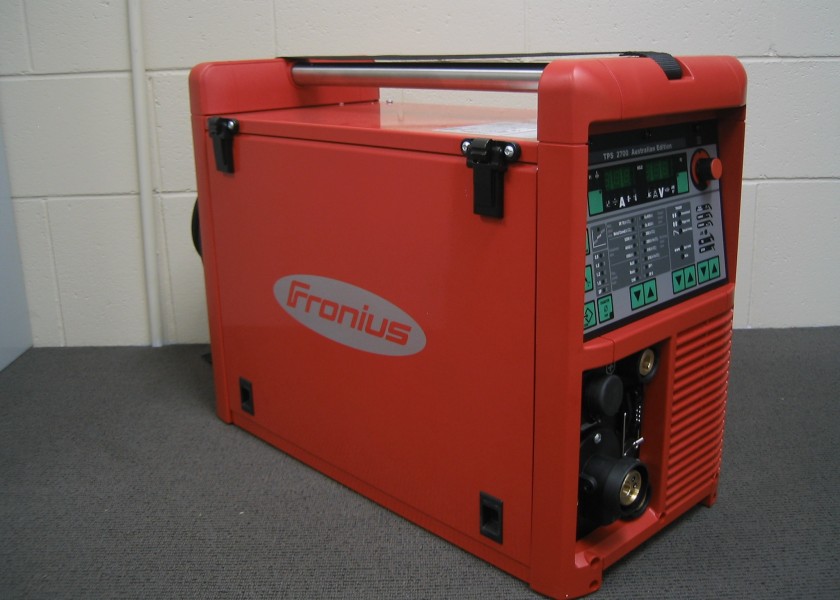 FRONIUS TPS2700 PULSE MIG 1