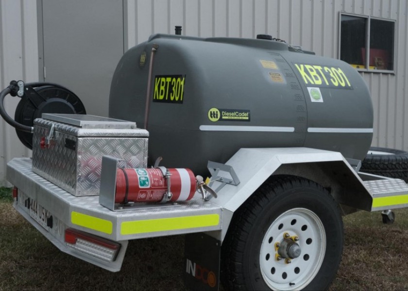 Fuel trailer 1