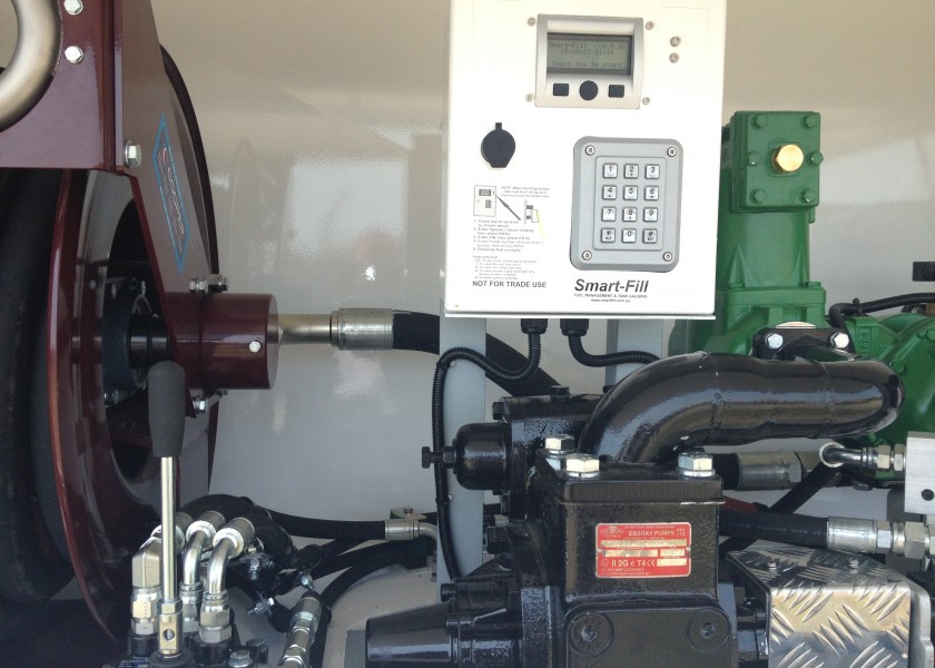 Fuel Truck 4x4 6000L 3