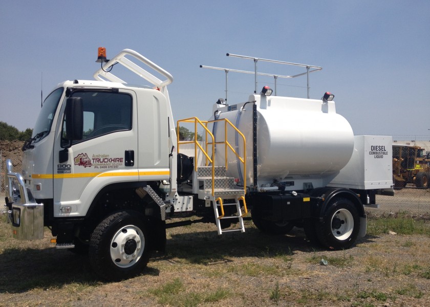 Fuel Truck 4x4 6000L 4