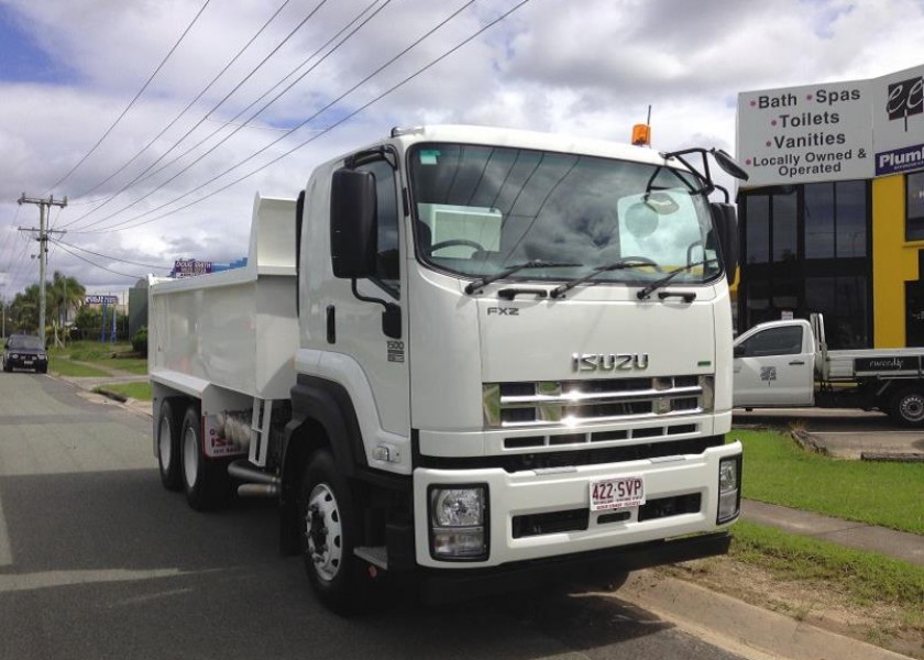 FXZ1500 ISUZU MEDIUM TRUCK 1