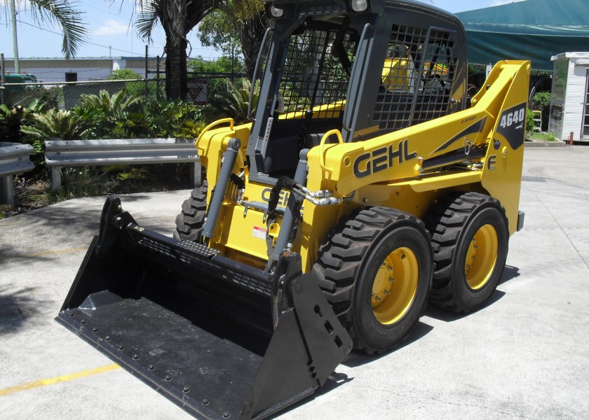 Gehl 4640 Skid Steer 1