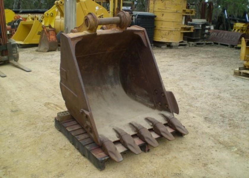 Genuine Cat 320 Bucket 2