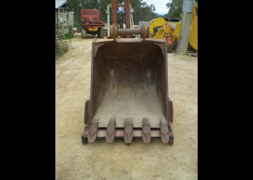 Genuine Cat 320 Bucket 3