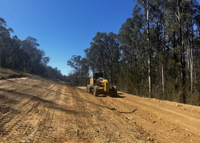 Caterpillar 140M AWD Grader with GPS/UTS 6