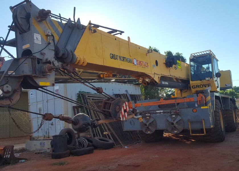 Grove Crane RT600 6