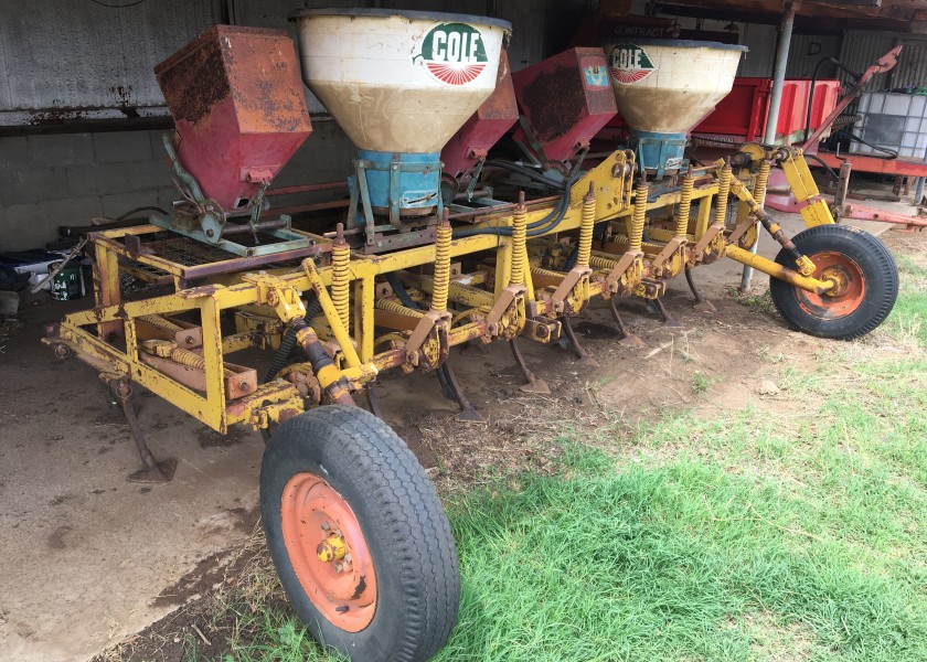 Gyral Row Crop Planter 1