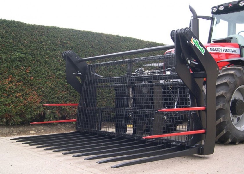 Heavy Duty Buck Rake 1