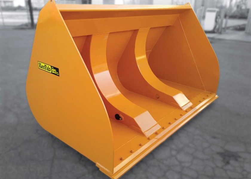 Heavy Duty High Dump Bucket 1