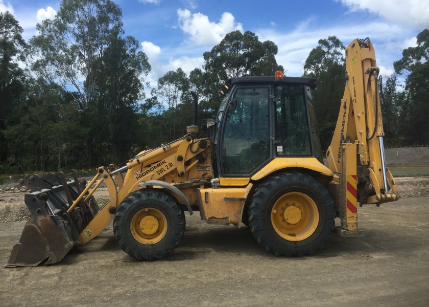 Hidromek Backhoe 1