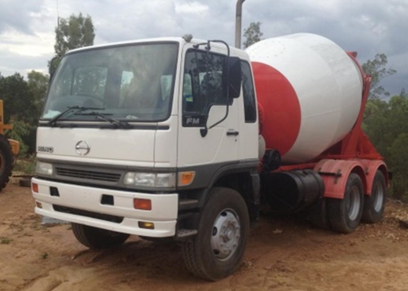 Hino Agitator Cement Truck 1