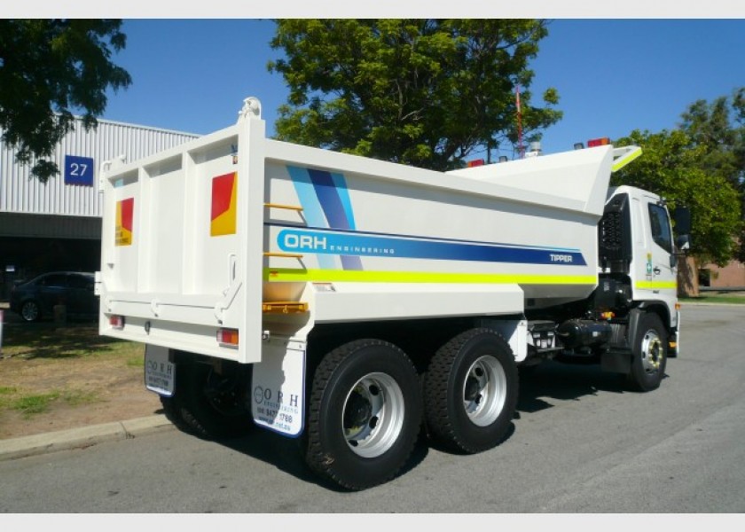 Hino FM 500 2426 Tippers 1