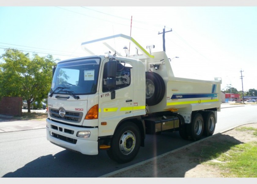 Hino FM 500 2426 Tippers 2