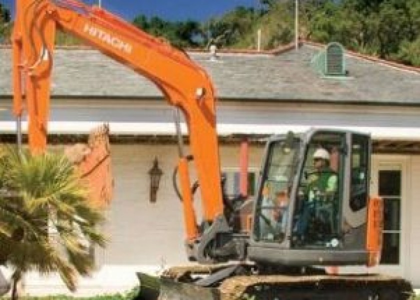 Hitachi 8t Excavator 1