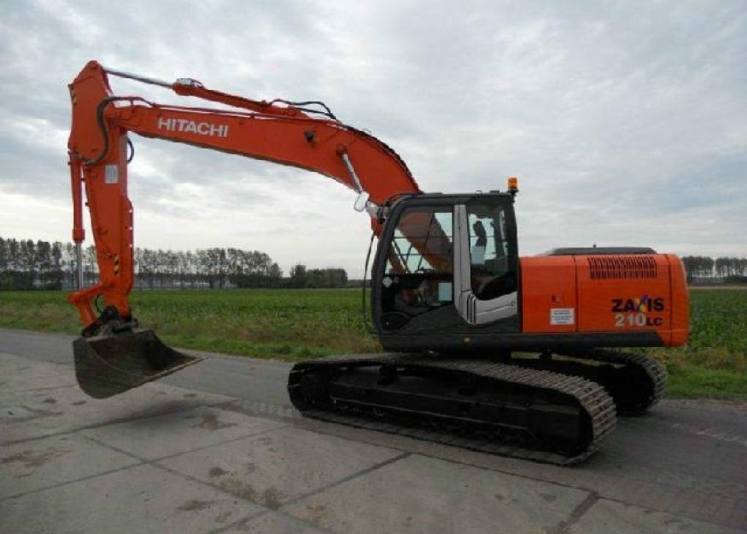 Hitachi Excavator 210 1