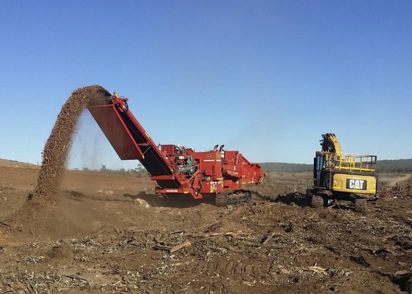 Horizontal Grinder Job 4