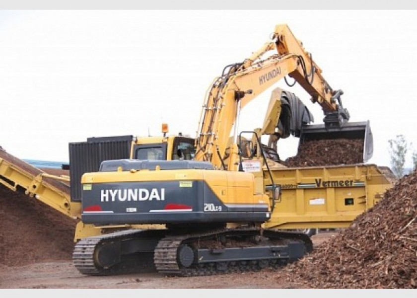 Hyundai 21T R210LC-9 Excavator 3