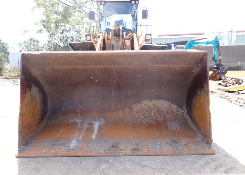 HYUNDAI HL770-9 LOADER 4