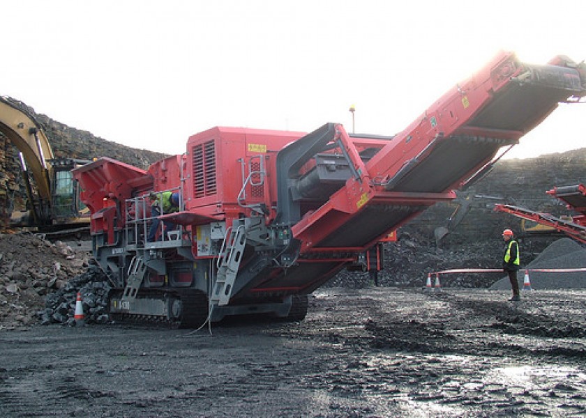 I-130 Impact Crusher 1