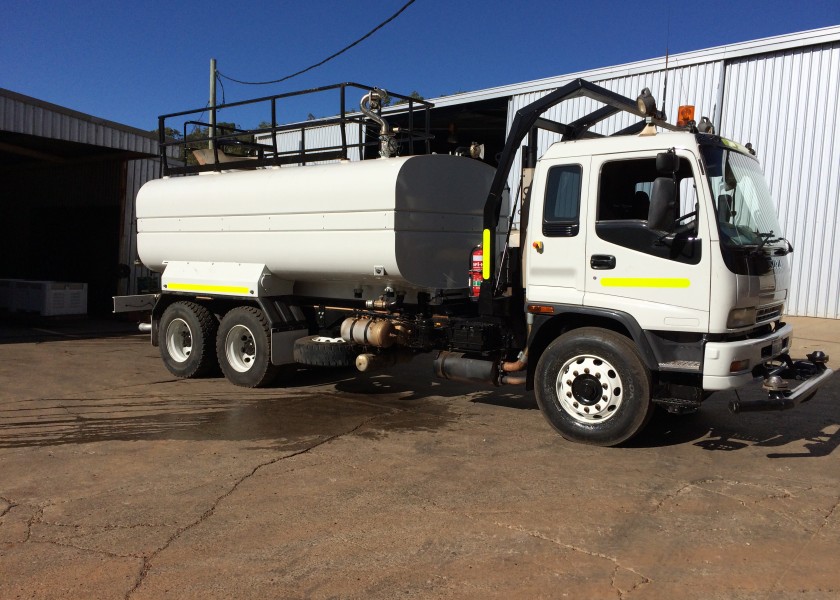 Isuzu Water Cart 1
