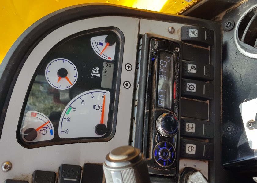 JCB 527-58 Telehandler 11