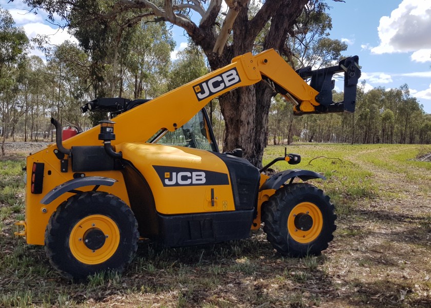 JCB 527-58 Telehandler 6