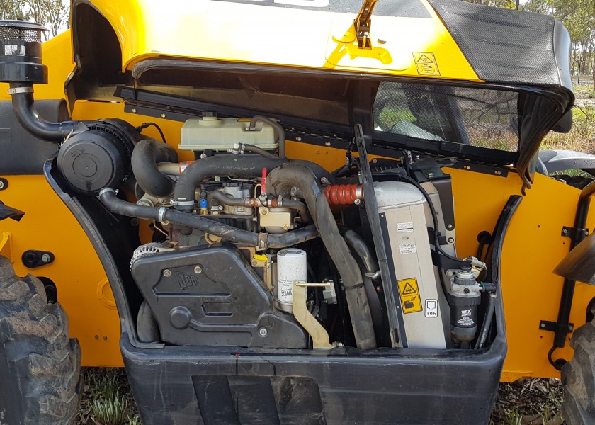 JCB 527-58 Telehandler 8
