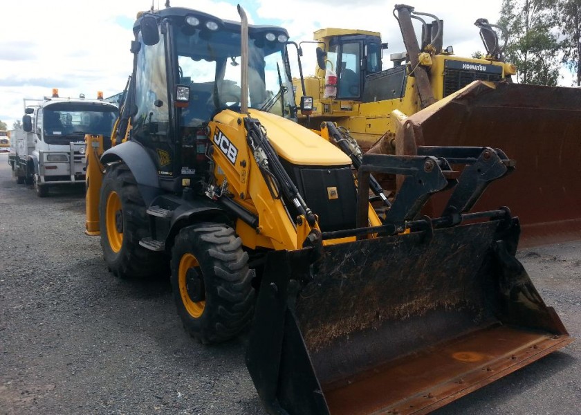 JCB Backhoe 1