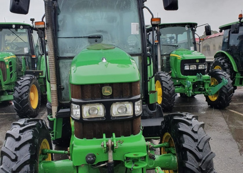 90HP John Deere 5090R 4WD Tractor 2