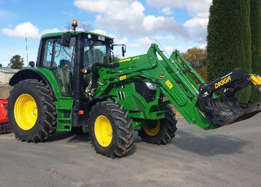 John Deere 6110M Cab Tractor 2