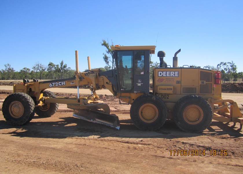 John Deere 672CH Grader 1