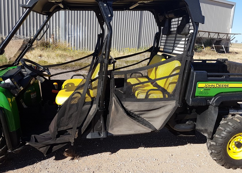 John Deere 855D Gator 2