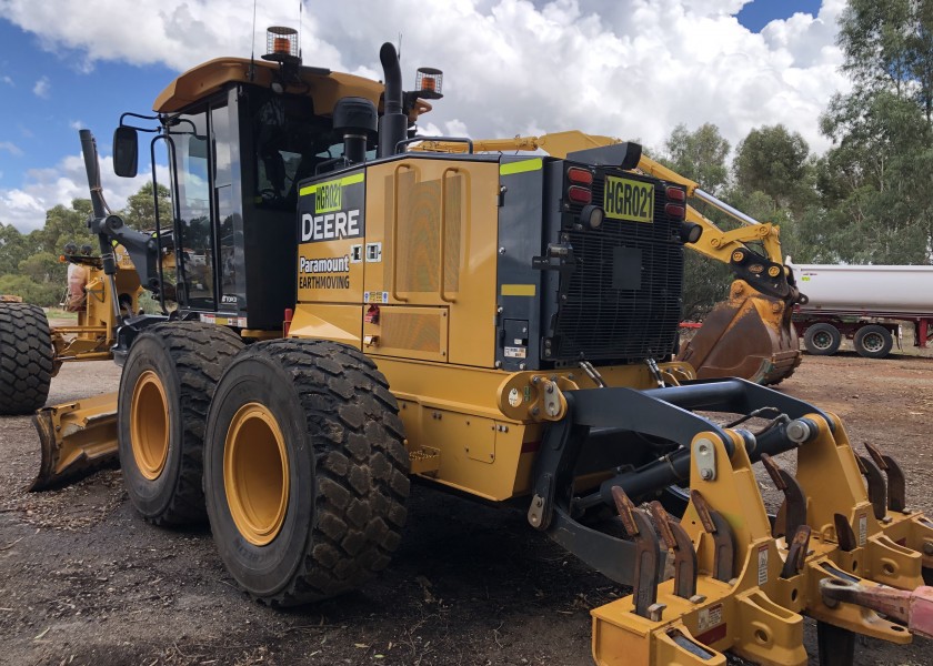 John Deere 872GP 6WD Grader 3