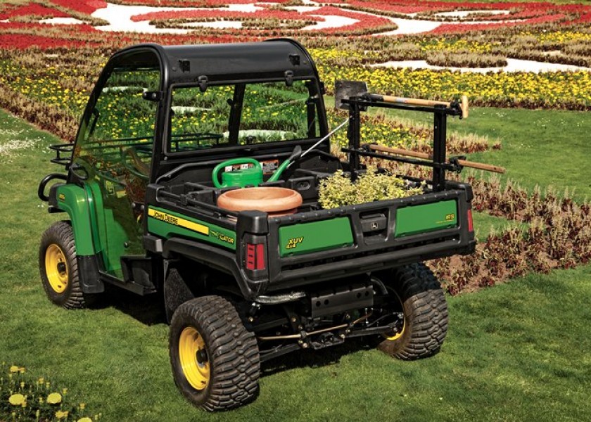 John Deere XUV 855D Gator  1