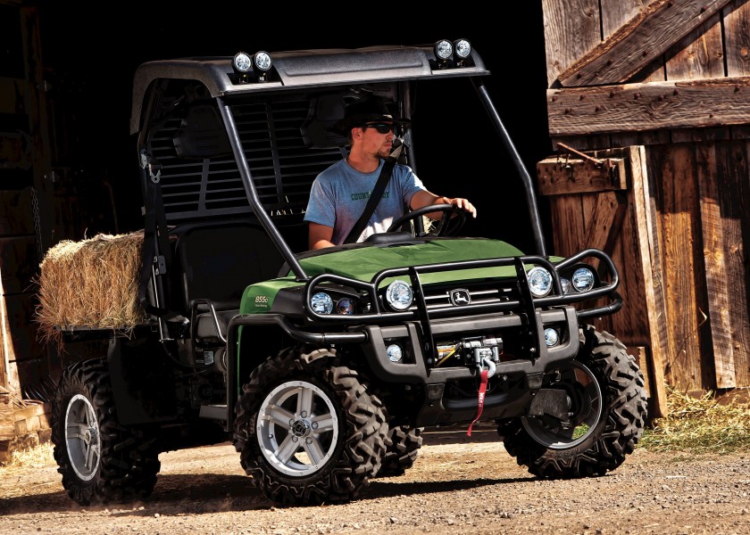 John Deere XUV 855D Gator  2