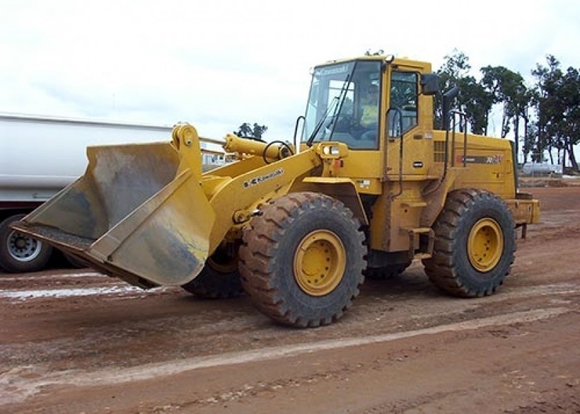 Kawasaki 70ZV Loader 1