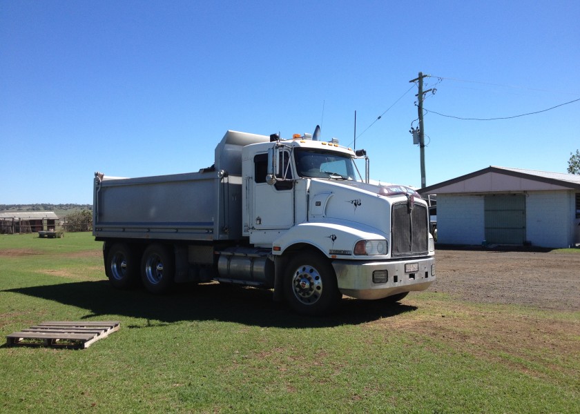 Kenworth 10M Tipper 2