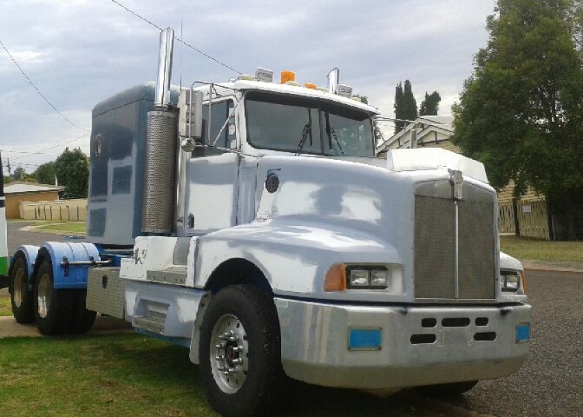 Kenworth Prime Mover - 480HP 1