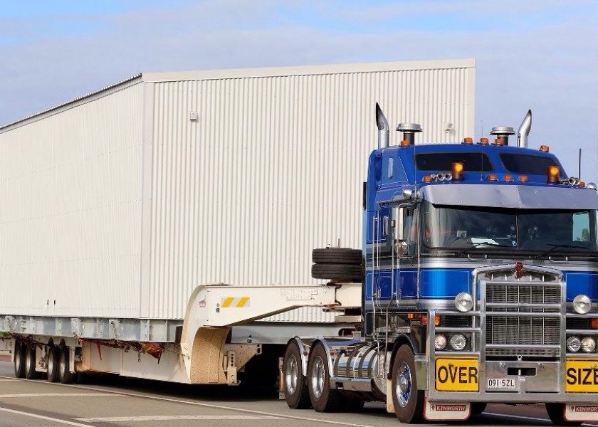 Kenworth Prime Mover - 4x8 Low Low Loader & 2x8 Dolly - 80 Tonne Capacity. 1