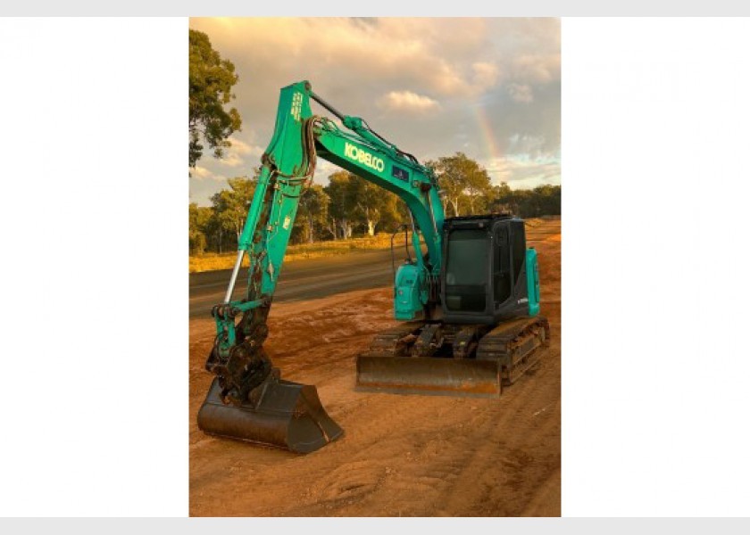 14T Kobelco sk140SRLC-7 Excavator 2